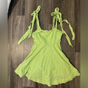 Mable Clothing Green tie Linen dress size Medium